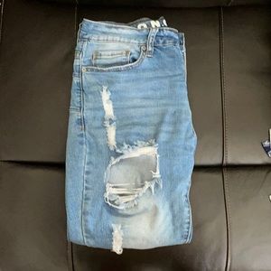 Women’s high rise skinny jeans size 7/28